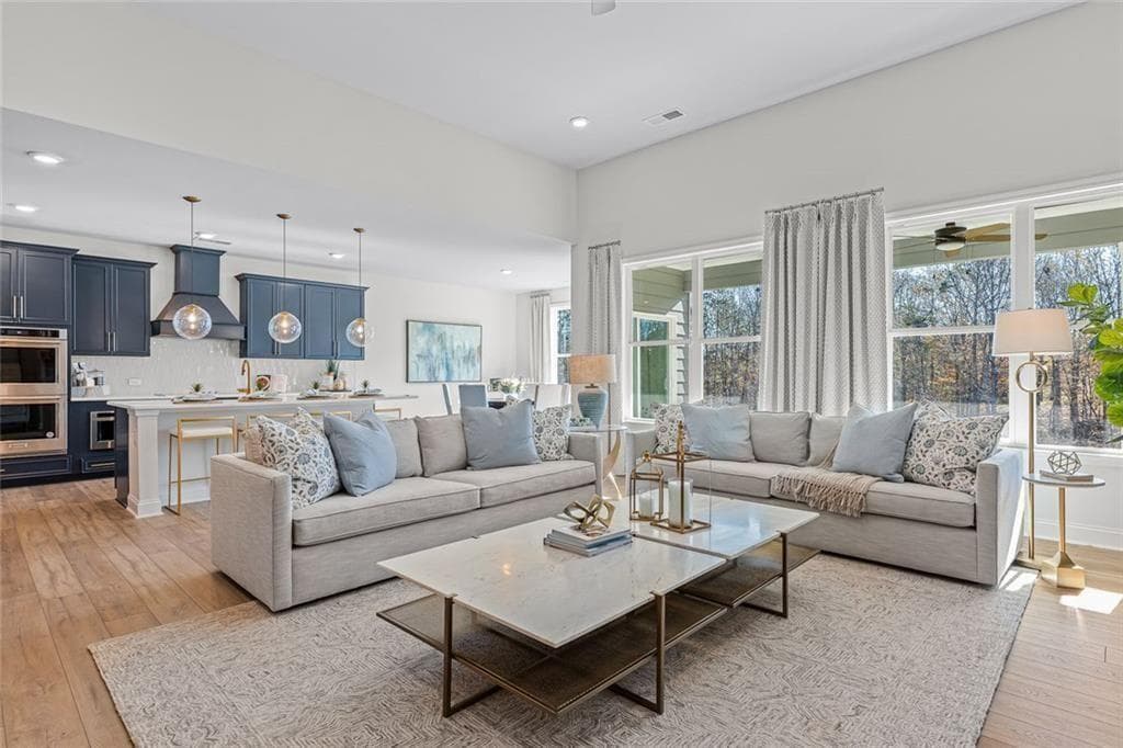 4 bedroom, 4 bathroom, 3,495 sq ft single family residence for sale at 8575 Oak Hollow Way, Cumming, GA 30041 — photo 8