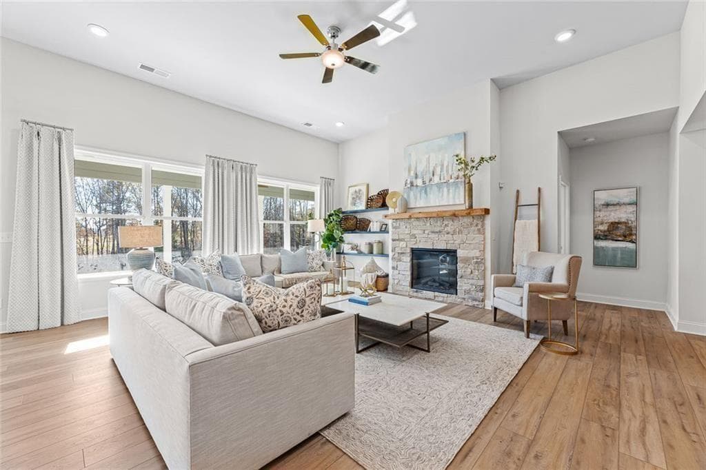 4 bedroom, 4 bathroom, 3,495 sq ft single family residence for sale at 8575 Oak Hollow Way, Cumming, GA 30041 — photo 9
