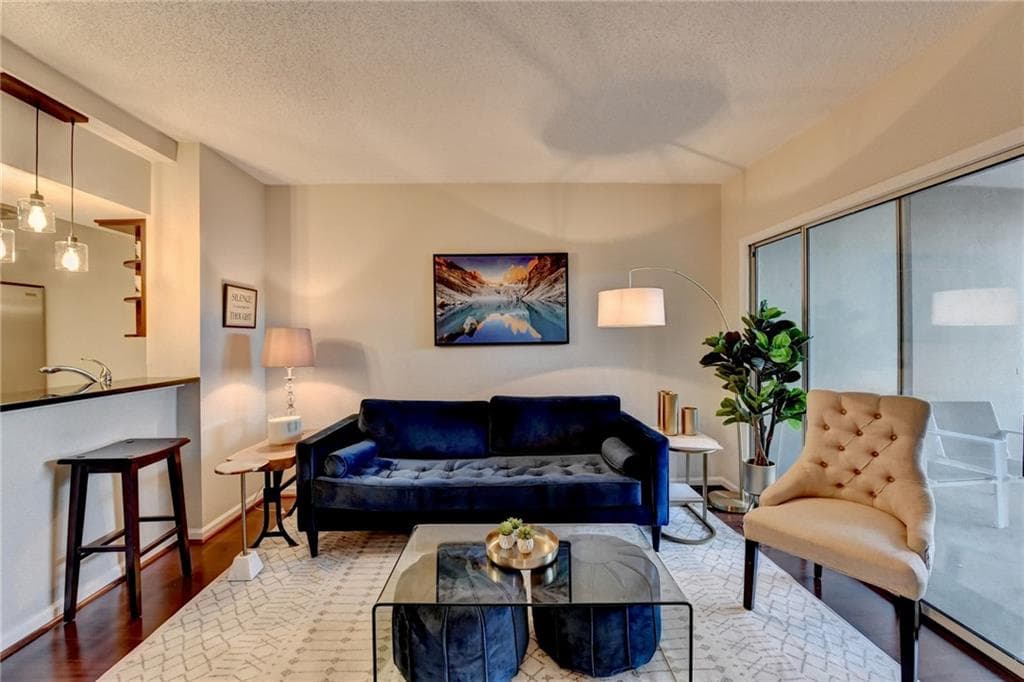 1 bedroom, 1 bathroom, 765 sq ft condominium under contract at 275 13th Street 310, Atlanta, GA 30309 — photo 2
