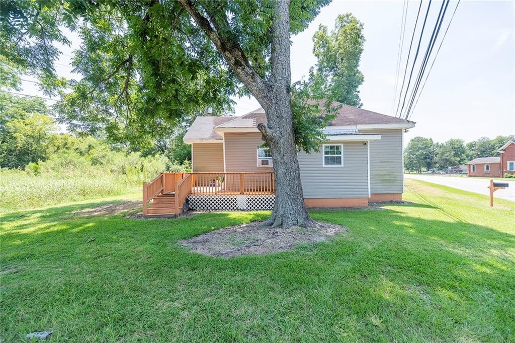 2 bedroom, 1 bathroom, 926 sq ft single family residence under contract at 823 Cooper Drive, Dawson, GA 39842 — photo 6
