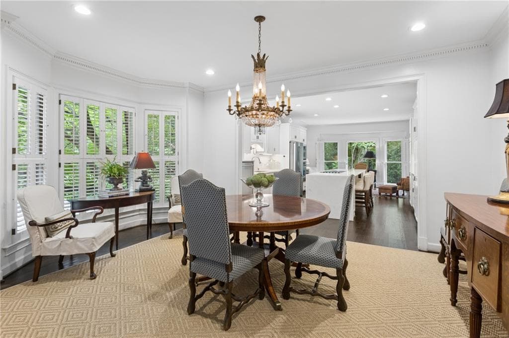 4 bedroom, 5 bathroom, 2,644 sq ft townhouse under contract at 4446 Paces Battle, Atlanta, GA 30327 — photo 8
