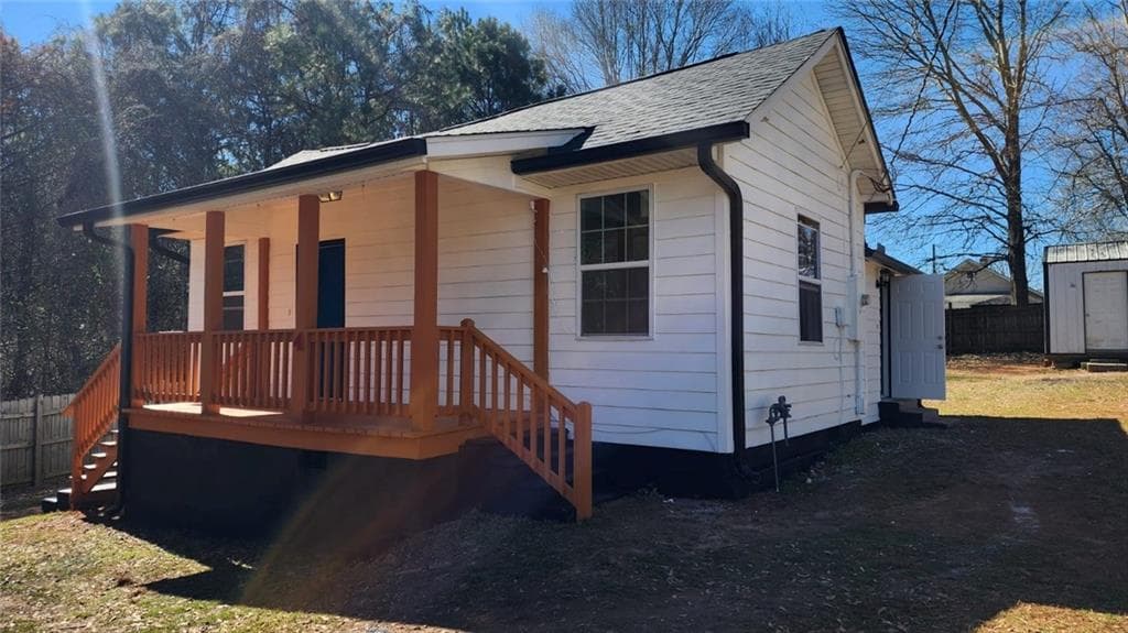 2 bedroom, 1 bathroom, 719 sq ft single family residence for sale at 4 Arnco 2nd Street, Newnan, GA 30263 — photo 3