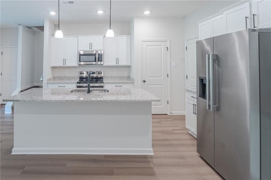 3 bedroom, 3 bathroom, 1,713 sq ft townhouse for rent at 365 Summit View Lane 6, Jasper, GA 30143 for $2,100 a month — photo 4