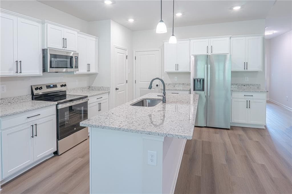 3 bedroom, 3 bathroom, 1,713 sq ft townhouse for rent at 365 Summit View Lane 6, Jasper, GA 30143 for $2,100 a month — photo 5