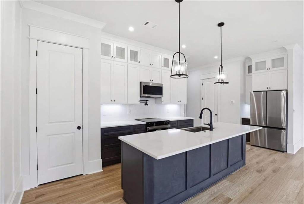 3 bedroom, 3 bathroom, 1,870 sq ft townhouse for sale at 43 Peony Street, Braselton, GA 30517