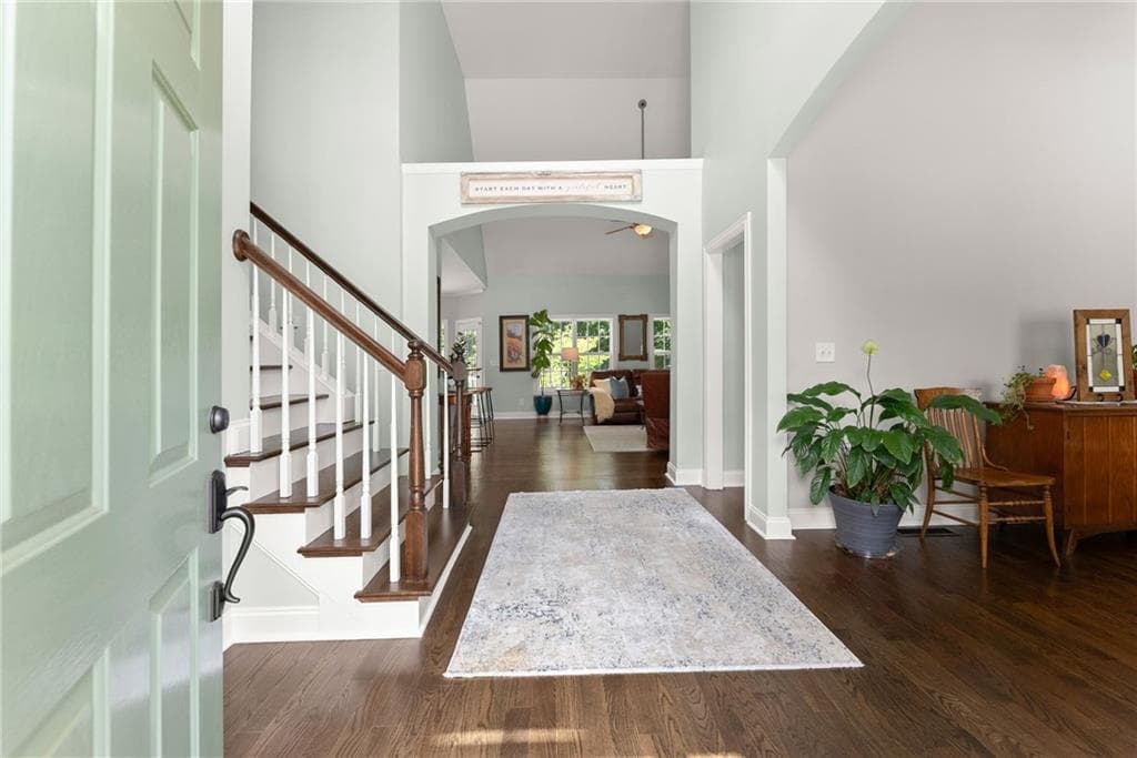 4 bedroom, 6 bathroom, 3,718 sq ft single family residence for sale at 5620 Battle Ridge Drive, Flowery Branch, GA 30542 — photo 6