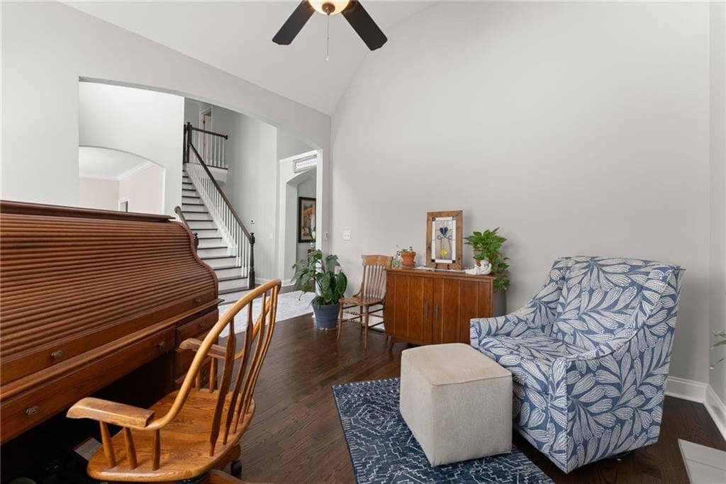 4 bedroom, 6 bathroom, 3,718 sq ft single family residence for sale at 5620 Battle Ridge Drive, Flowery Branch, GA 30542 — photo 8
