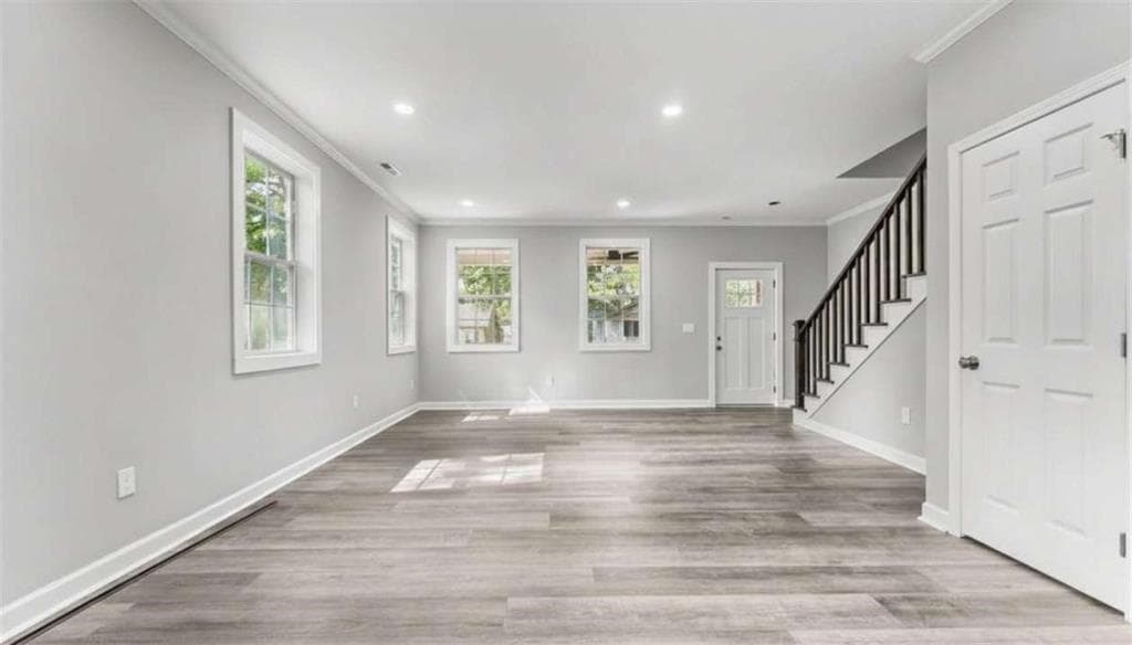 3 bedroom, 3 bathroom, 1,512 sq ft single family residence under contract at 147 W Ellawood Avenue, Cedartown, GA 30125 — photo 5