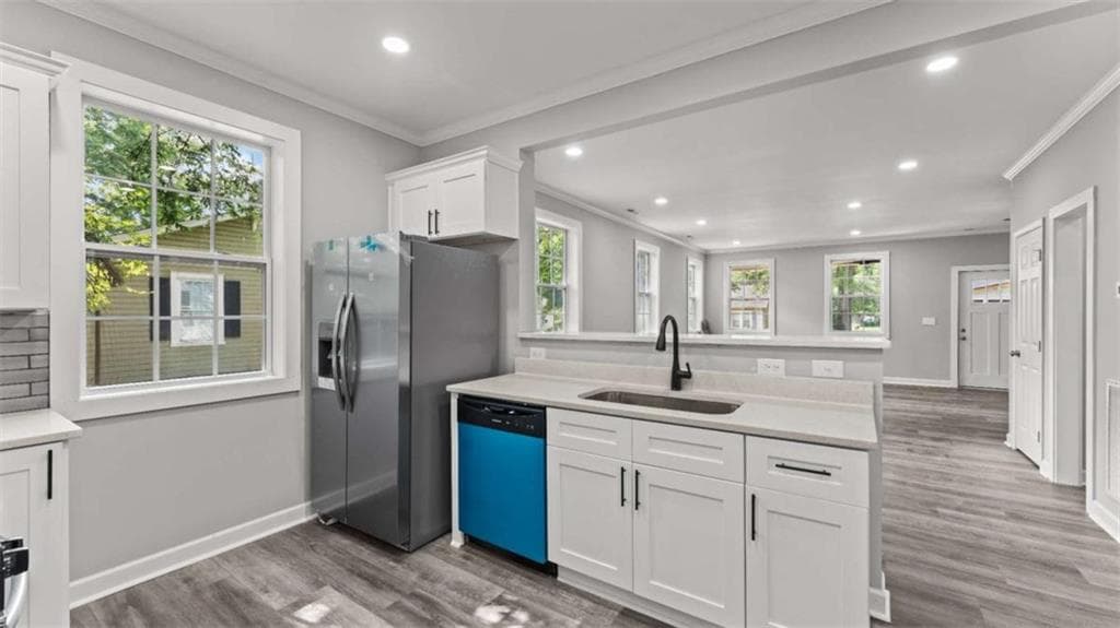3 bedroom, 3 bathroom, 1,512 sq ft single family residence under contract at 147 W Ellawood Avenue, Cedartown, GA 30125 — photo 8