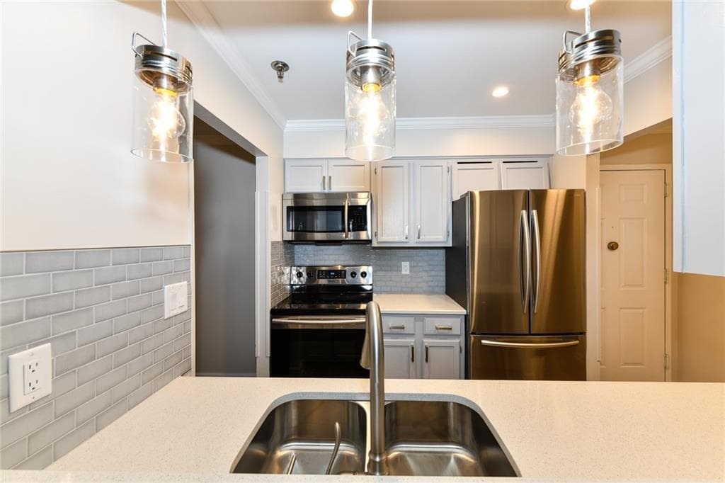 1 bedroom, 1 bathroom, 760 sq ft condominium for rent at 300 Johnson Ferry Road A210, Sandy Springs, GA 30328 for $2,448 a month — photo 3
