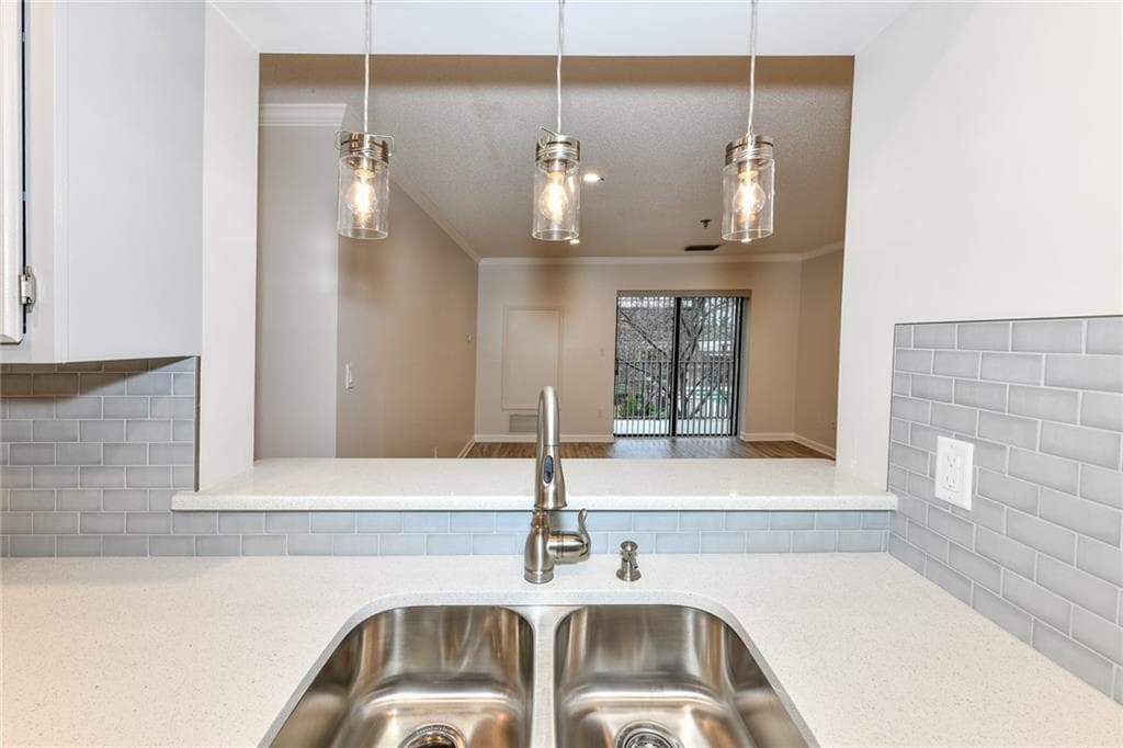 1 bedroom, 1 bathroom, 760 sq ft condominium for rent at 300 Johnson Ferry Road A210, Sandy Springs, GA 30328 for $2,448 a month — photo 7
