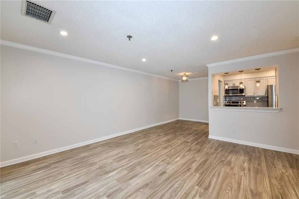 1 bedroom, 1 bathroom, 760 sq ft condominium for rent at 300 Johnson Ferry Road A210, Sandy Springs, GA 30328 for $2,448 a month — photo 10
