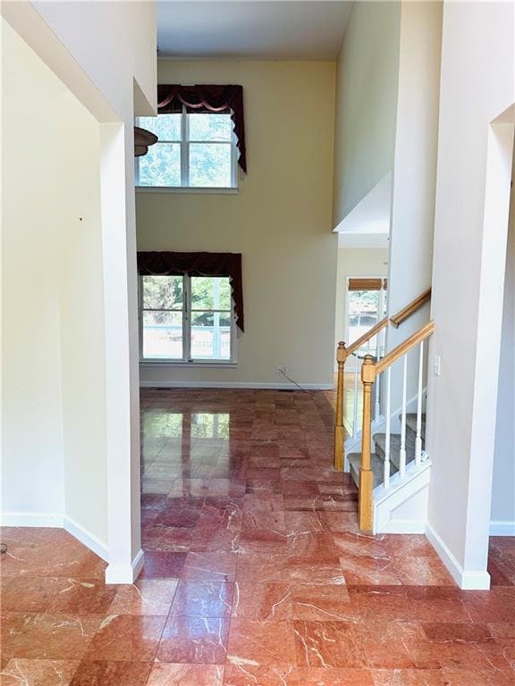5 bedroom, 4 bathroom, 3,426 sq ft single family residence for rent at 811 Valley Drive, Canton, GA 30114 for $3,850 a month — photo 2