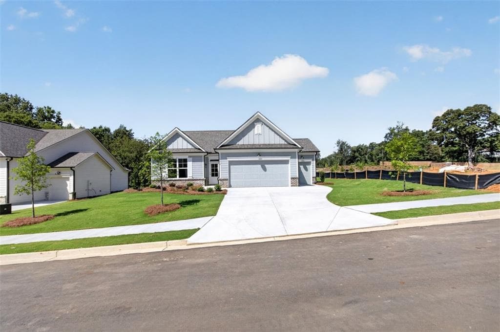 3 bedroom, 2 bathroom, 1,510 sq ft single family residence for sale at 2019 Oconee Bluff Drive, Athens, GA 30601 — photo 3