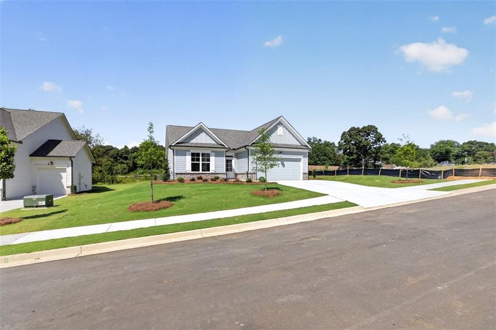 3 bedroom, 2 bathroom, 1,510 sq ft single family residence for sale at 2019 Oconee Bluff Drive, Athens, GA 30601 — photo 4