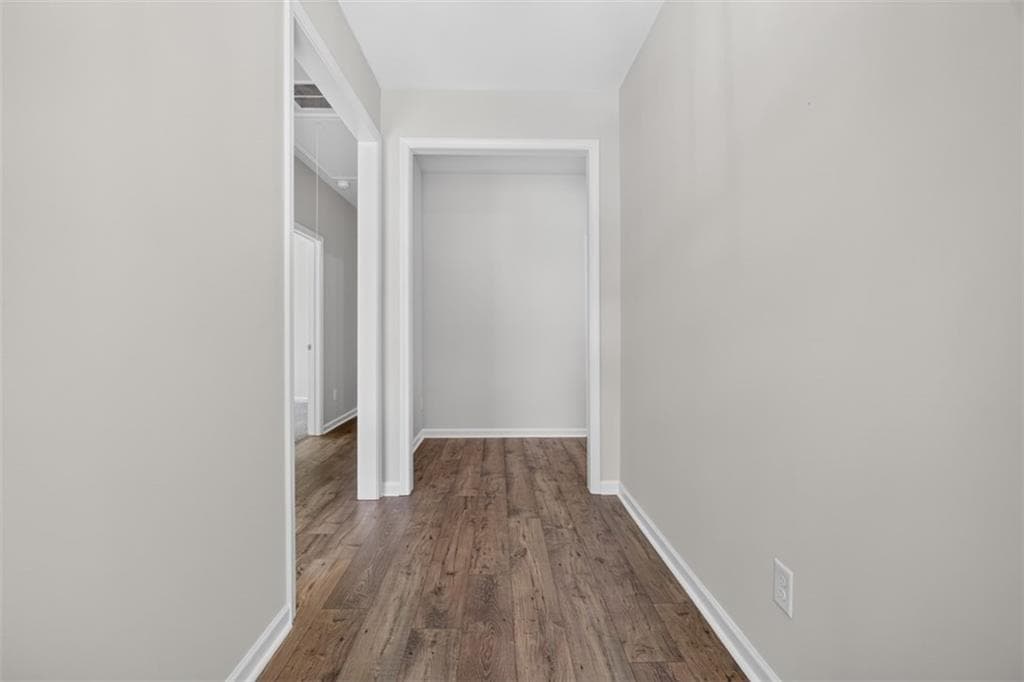 3 bedroom, 2 bathroom, 1,510 sq ft single family residence for sale at 2019 Oconee Bluff Drive, Athens, GA 30601 — photo 6