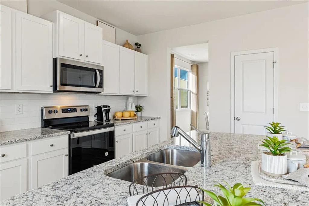 5 bedroom, 3 bathroom, 2,802 sq ft single family residence for sale at 152 Wildflower Ridge Road Lot 96, Dallas, GA 30157 — photo 7