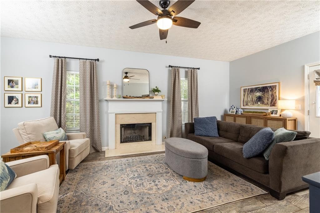 3 bedroom, 3 bathroom, 1,722 sq ft single family residence for sale at 3511 Daventry Lane, Kennesaw, GA 30144 — photo 8