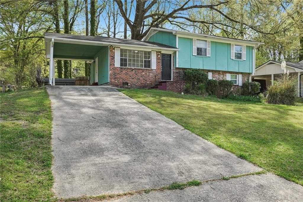 4 bedroom, 3 bathroom, 1,726 sq ft single family residence under contract at 9157 Homewood Drive, Riverdale, GA 30274