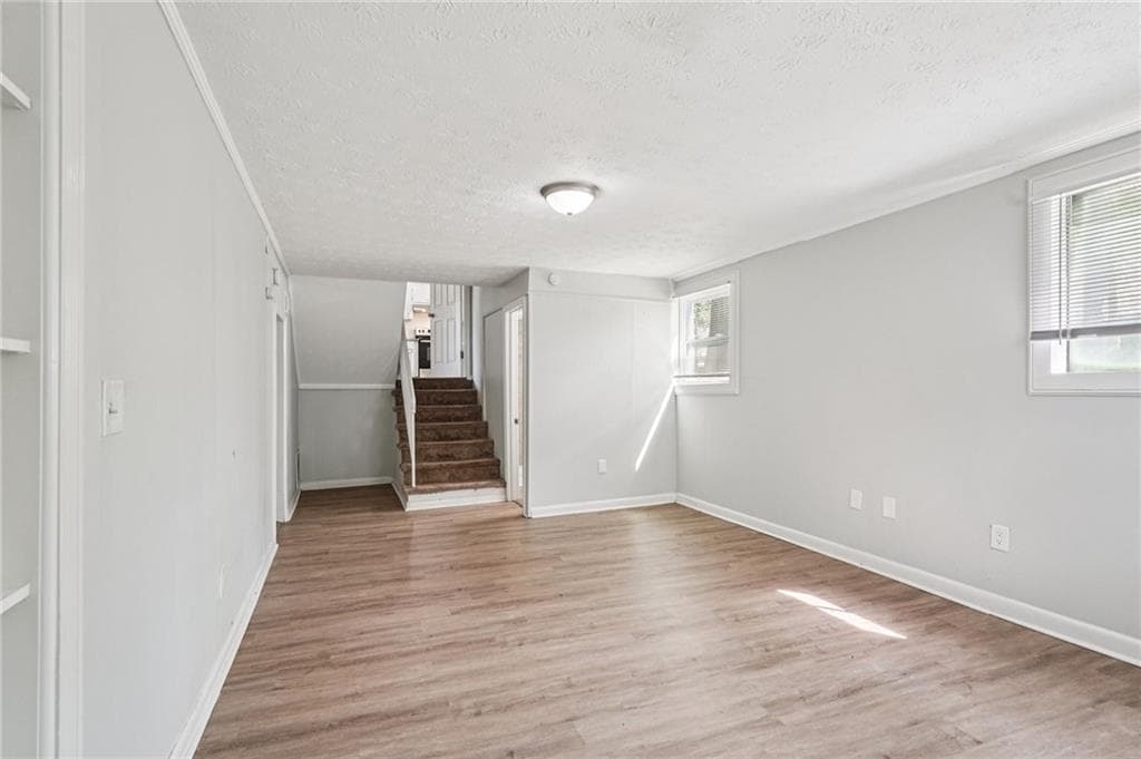 4 bedroom, 3 bathroom, 1,726 sq ft single family residence under contract at 9157 Homewood Drive, Riverdale, GA 30274 — photo 8