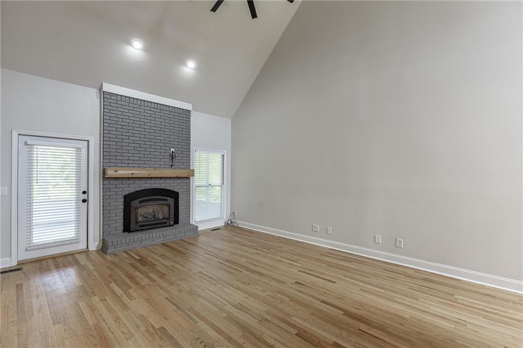5 bedroom, 5 bathroom, 4,106 sq ft single family residence for sale at 3209 Thompson Mill Road, Buford, GA 30519 — photo 10