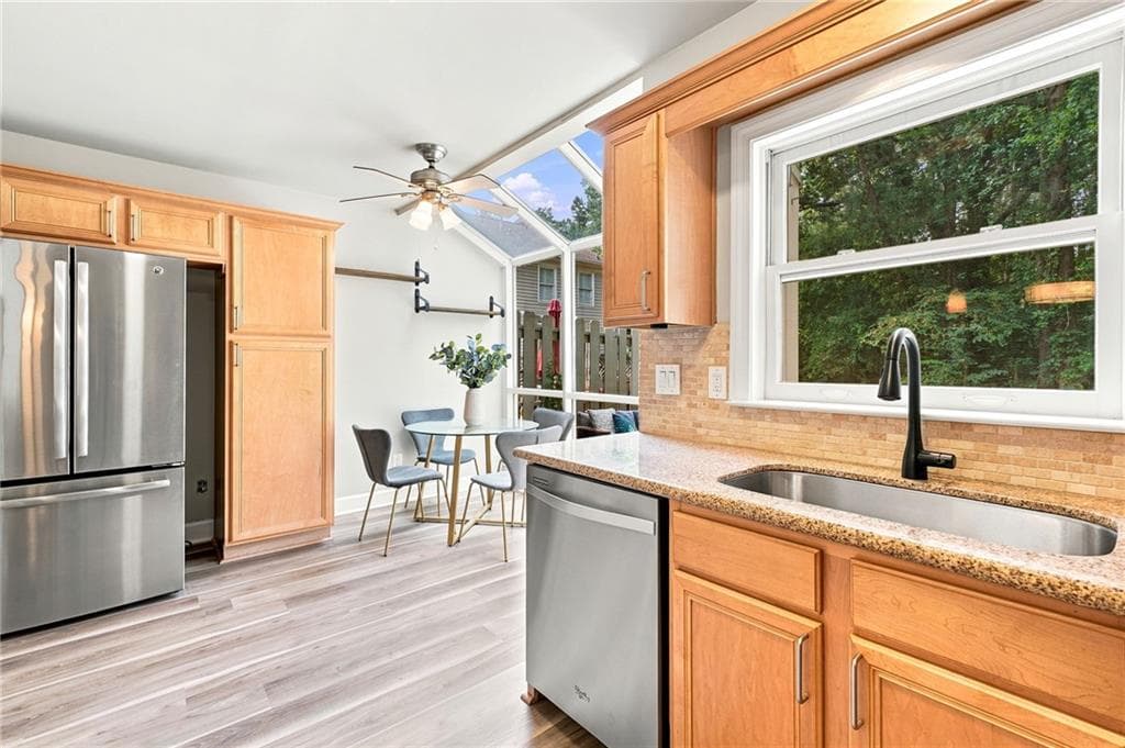 2 bedroom, 3 bathroom, 1,366 sq ft condominium for sale at 44 Mount Vernon Circle, Sandy Springs, GA 30338 — photo 8