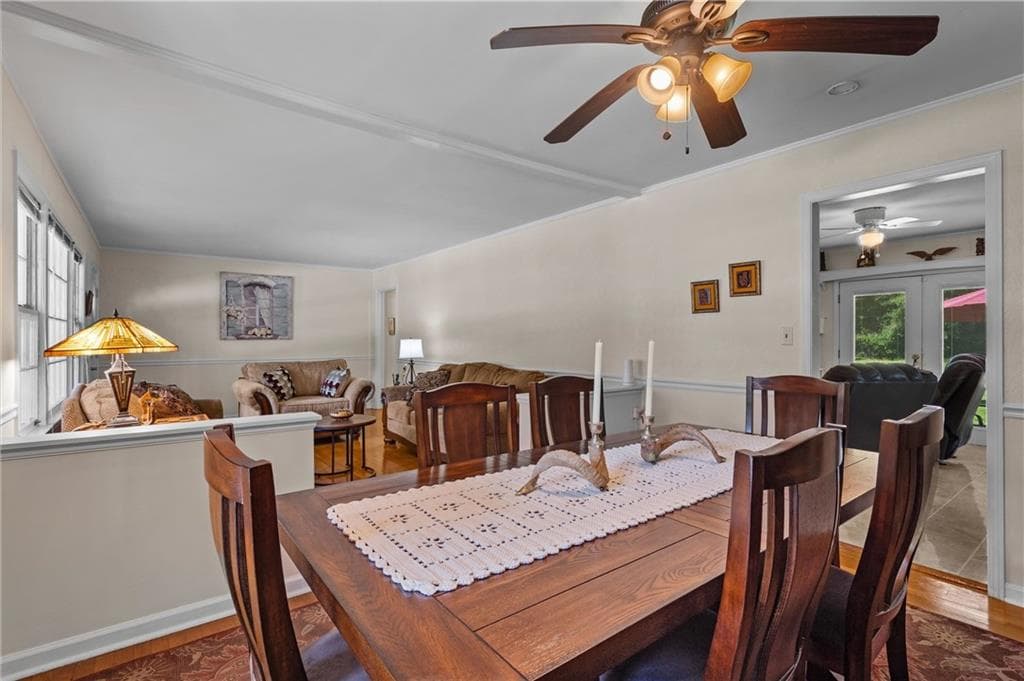 3 bedroom, 2 bathroom, 1,538 sq ft single family residence under contract at 1713 Kimberly Drive, Marietta, GA 30008 — photo 6