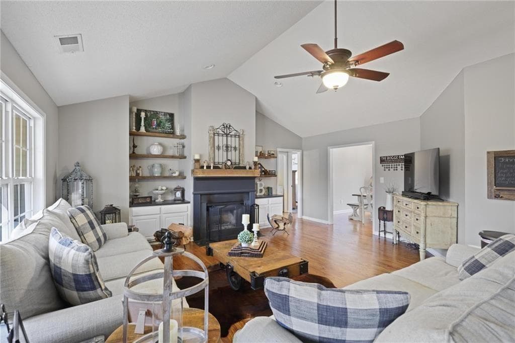 5 bedroom, 3 bathroom, 3,218 sq ft single family residence under contract at 342 Miller Path, Temple, GA 30179 — photo 7
