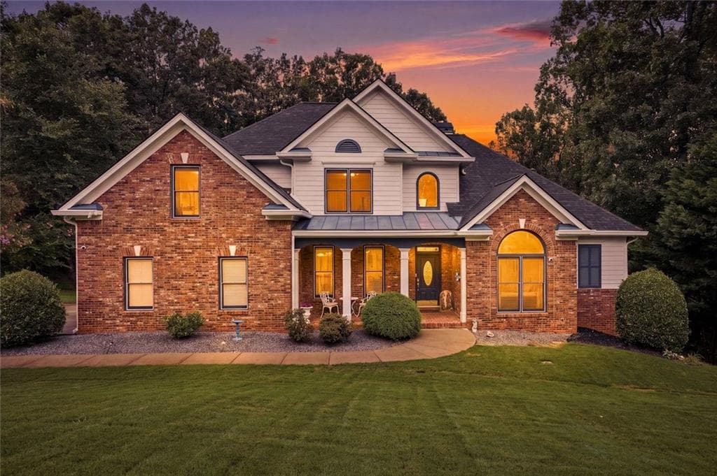 5 bedroom, 4 bathroom, 3,517 sq ft single family residence for sale at 19 Stony Court, Dawsonville, GA 30534