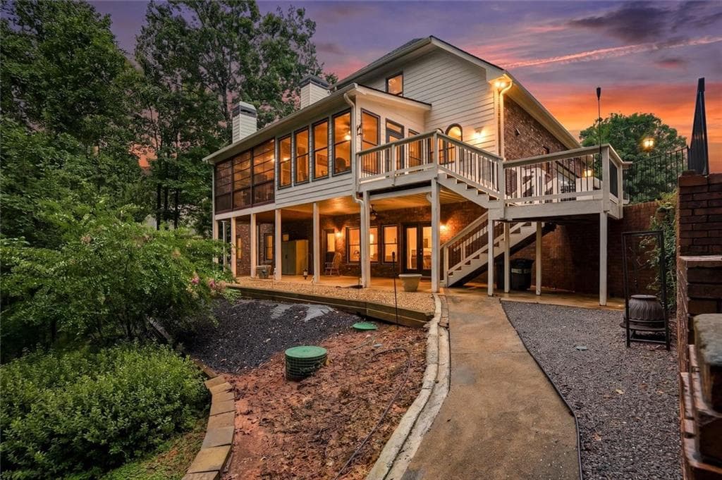5 bedroom, 4 bathroom, 3,517 sq ft single family residence for sale at 19 Stony Court, Dawsonville, GA 30534 — photo 2