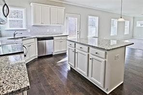 5 bedroom, 3 bathroom single family residence for rent at 1406 Weeping Tree Drive, Auburn, GA 30011 for $2,450 a month — photo 10