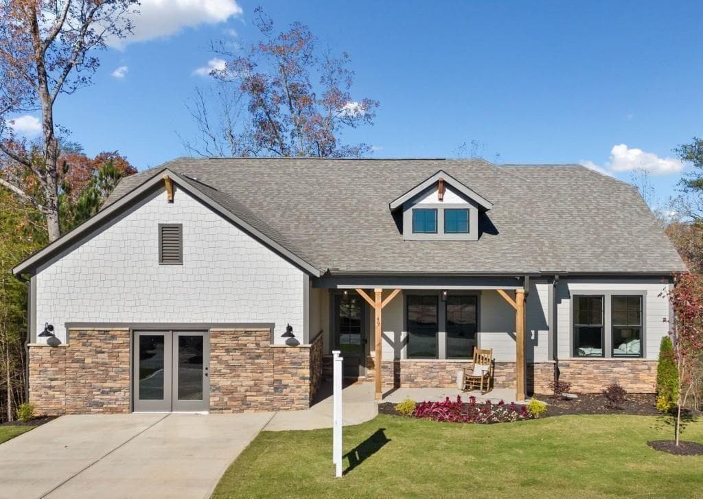 4 bedroom, 4 bathroom, 3,966 sq ft single family residence for sale at 174 Pinnacle Way, Ellijay, GA 30540