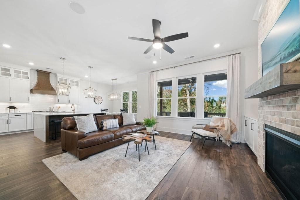 4 bedroom, 4 bathroom, 3,966 sq ft single family residence for sale at 174 Pinnacle Way, Ellijay, GA 30540 — photo 5