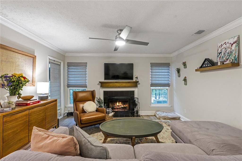 2 bedroom, 2 bathroom, 1,060 sq ft condominium for rent at 6800 Glenridge Drive 6820a, Atlanta, GA 30328 for $1,700 a month — photo 5