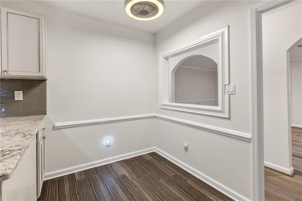 2 bedroom, 2 bathroom, 1,200 sq ft condominium under contract at 167 Maribeau Square, Atlanta, GA 30327 — photo 9