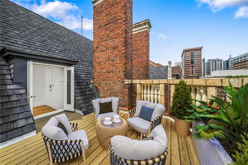 2 bedroom, 2 bathroom, 1,141 sq ft condominium for rent at 81 Peachtree Place PH12, Atlanta, GA 30309 for $3,200 a month — photo 3