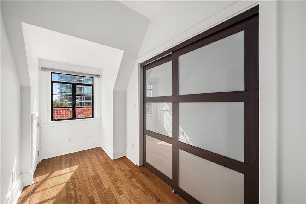 2 bedroom, 2 bathroom, 1,141 sq ft condominium for rent at 81 Peachtree Place PH12, Atlanta, GA 30309 for $3,200 a month — photo 10