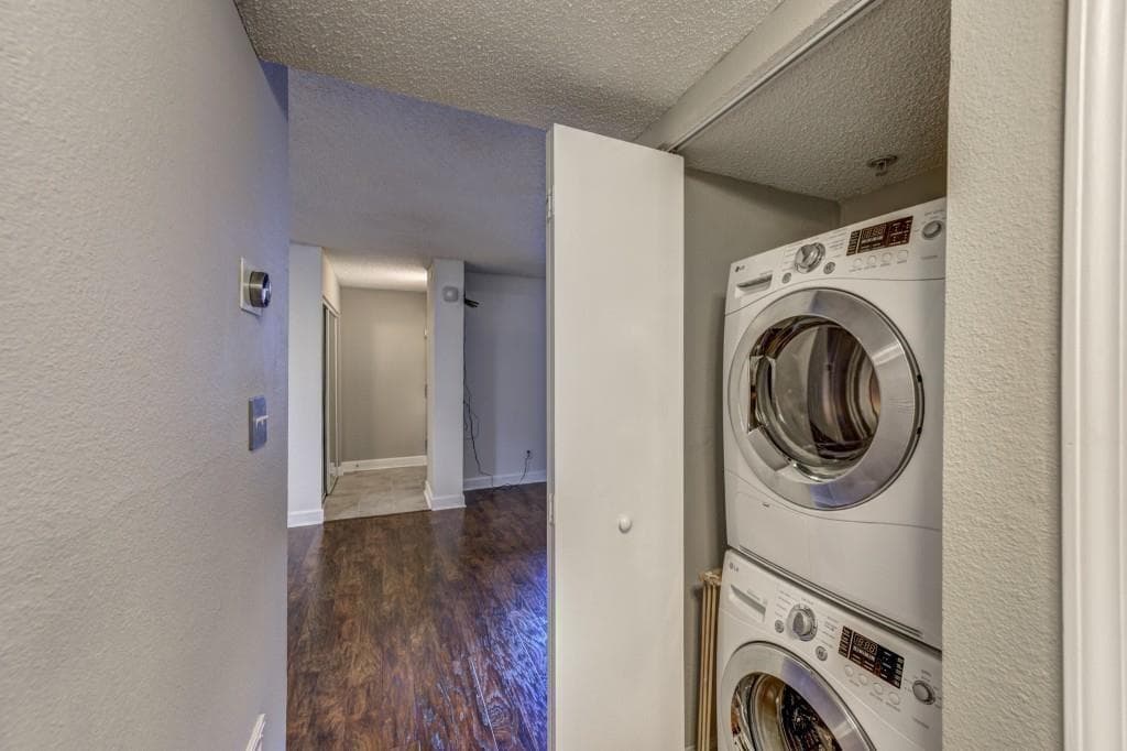 2 bedroom, 1 bathroom, 790 sq ft condominium for sale at 381 Ralph McGill Boulevard E, Atlanta, GA 30312 — photo 6