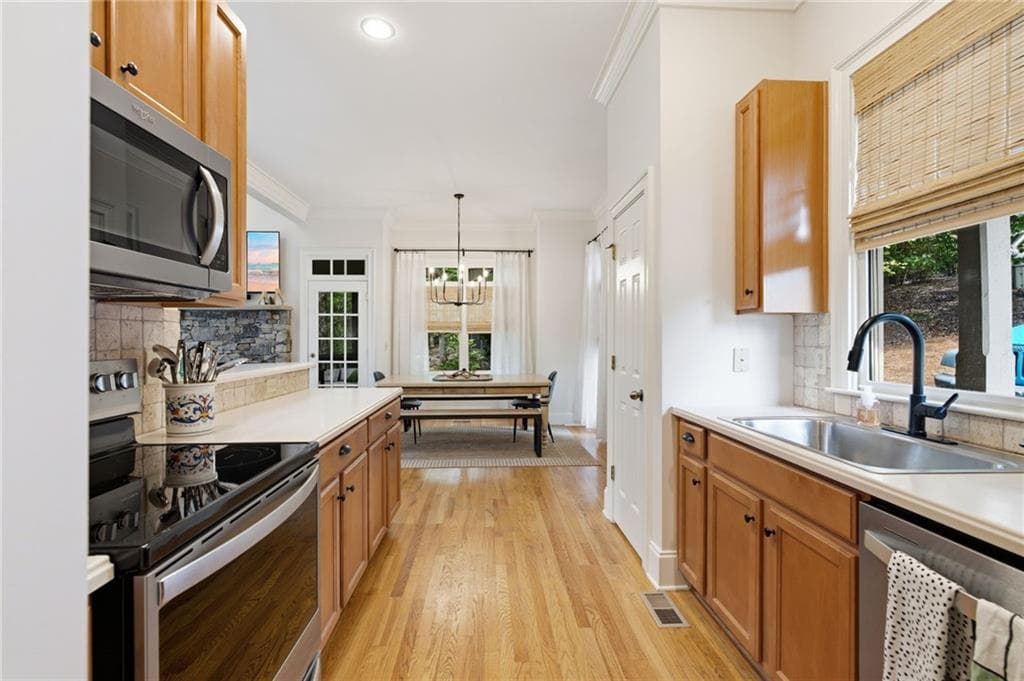 4 bedroom, 4 bathroom, 2,222 sq ft single family residence for sale at 40 Laurel Ridge Trail, Jasper, GA 30143 — photo 8