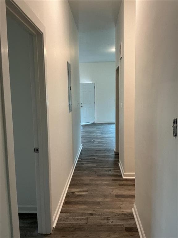 3 bedroom, 2 bathroom, 906 sq ft single family residence for sale at 2 Smith Road, Newnan, GA 30263 — photo 7
