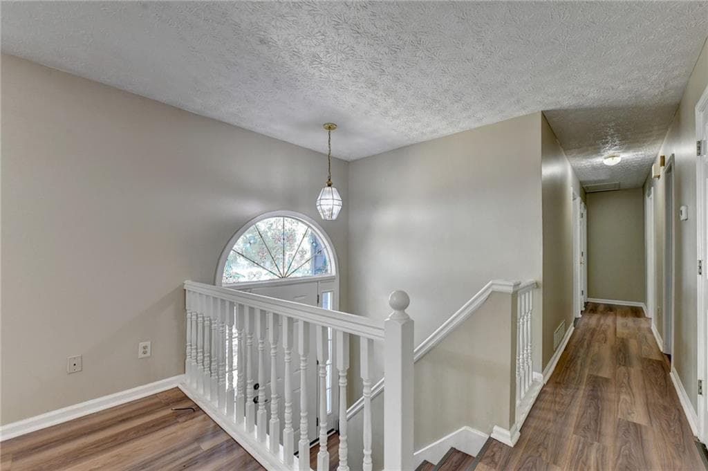 3 bedroom, 2 bathroom, 1,228 sq ft single family residence for sale at 18 Silverthorne Court, Douglasville, GA 30134 — photo 6