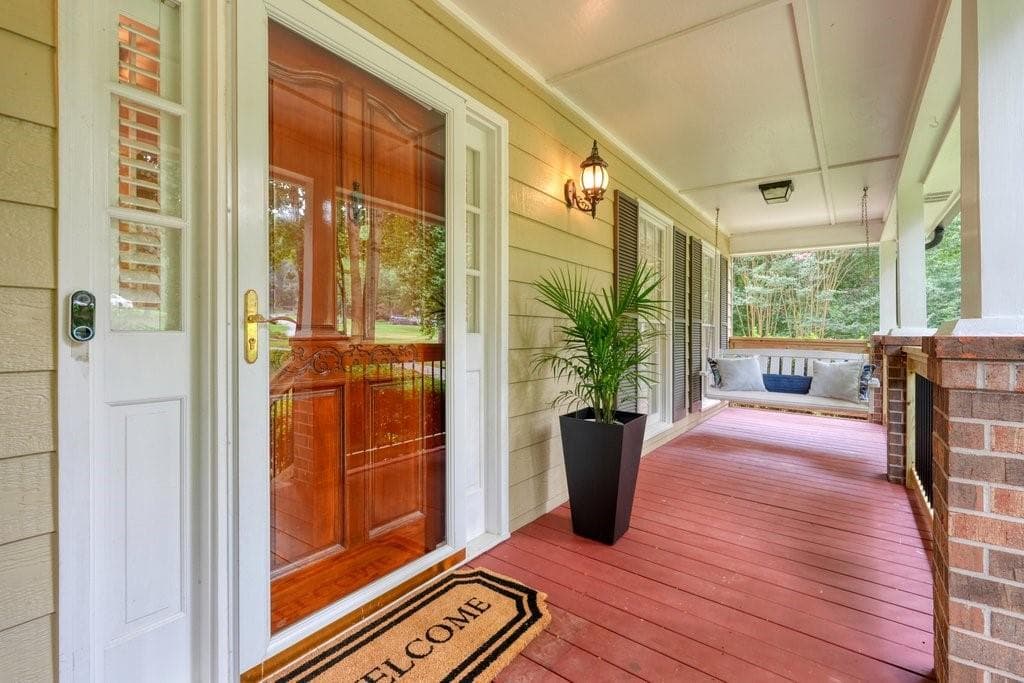 3 bedroom, 3 bathroom, 2,320 sq ft single family residence for sale at 575 Teresa Lane, Canton, GA 30115 — photo 6