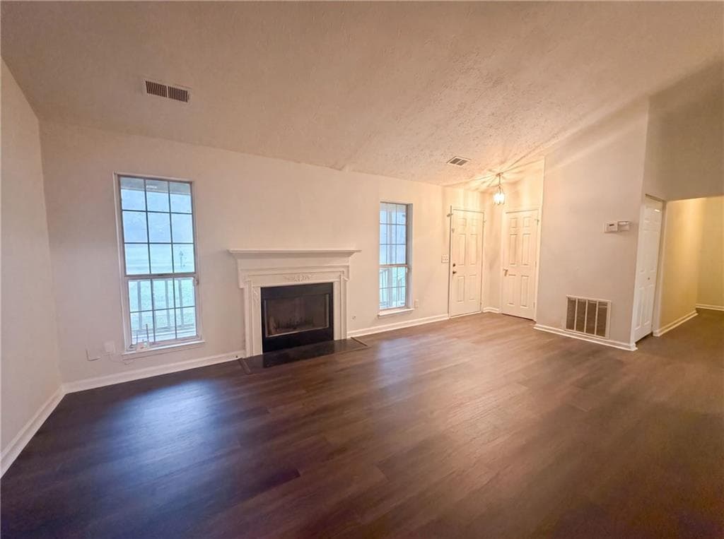 4 bedroom, 2 bathroom, 1,440 sq ft single family residence for sale at 4320 Southvale Drive, Decatur, GA 30034 — photo 3