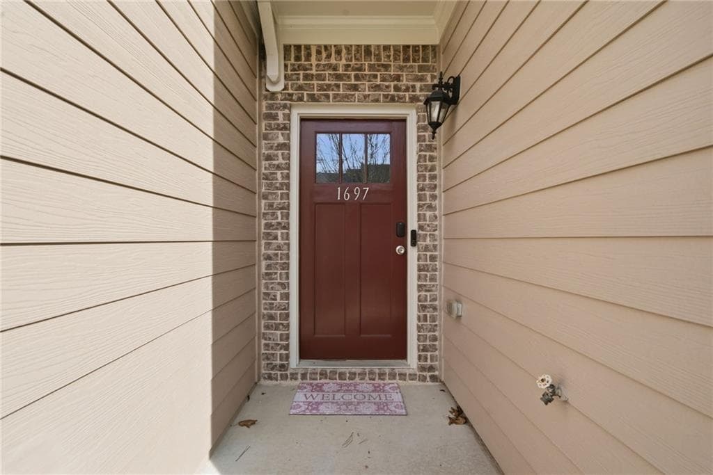 3 bedroom, 3 bathroom, 1,803 sq ft townhouse for rent at 1697 Paxton Lane, Lilburn, GA 30047 for $2,895 a month — photo 3