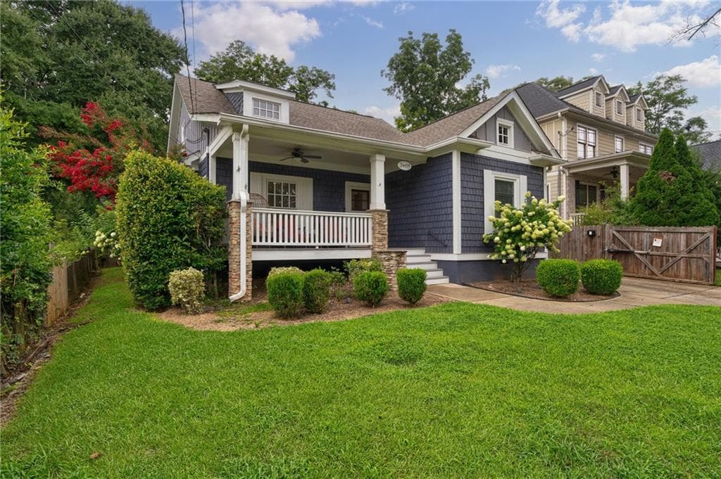 4 bedroom, 3 bathroom, 1,855 sq ft single family residence for rent at 3405 Fortner Street, East Point, GA 30344 for $3,000 a month — photo 3