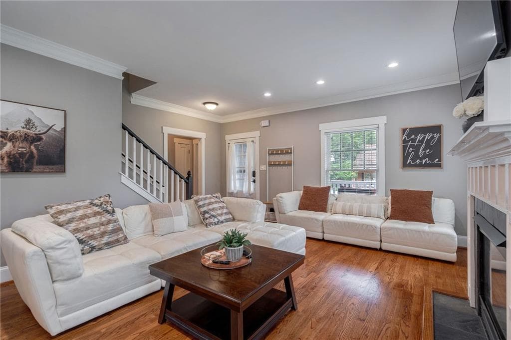 4 bedroom, 3 bathroom, 1,855 sq ft single family residence for rent at 3405 Fortner Street, East Point, GA 30344 for $3,000 a month — photo 9