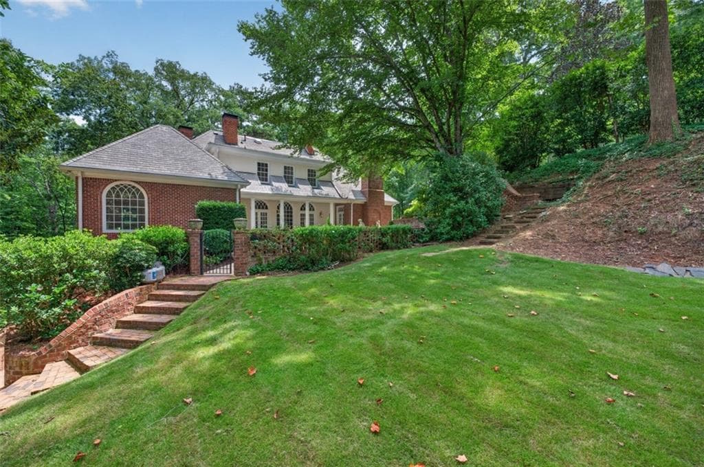 5 bedroom, 7 bathroom single family residence for rent at 140 Valley Road, Atlanta, GA 30305 for $20,000 a month — photo 3