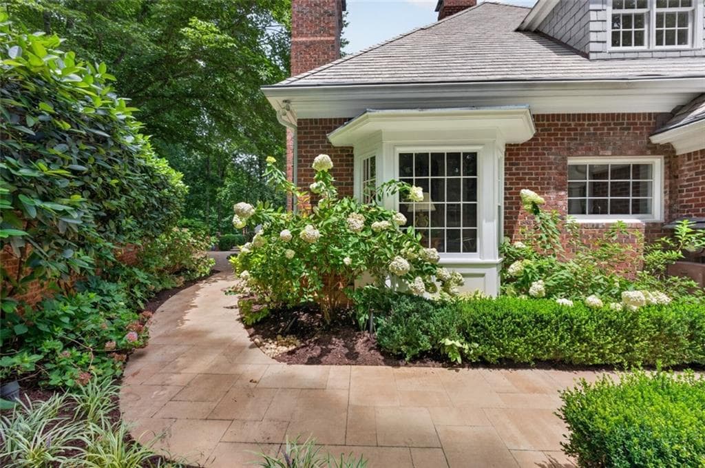 5 bedroom, 7 bathroom single family residence for rent at 140 Valley Road, Atlanta, GA 30305 for $20,000 a month — photo 7