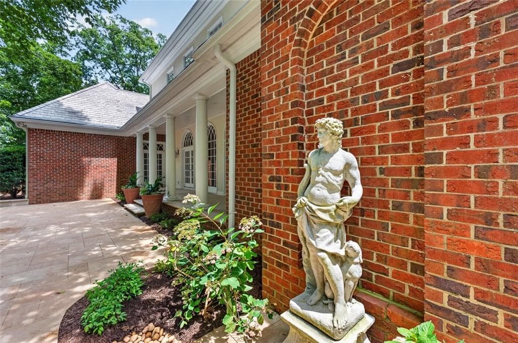 5 bedroom, 7 bathroom single family residence for rent at 140 Valley Road, Atlanta, GA 30305 for $20,000 a month — photo 8
