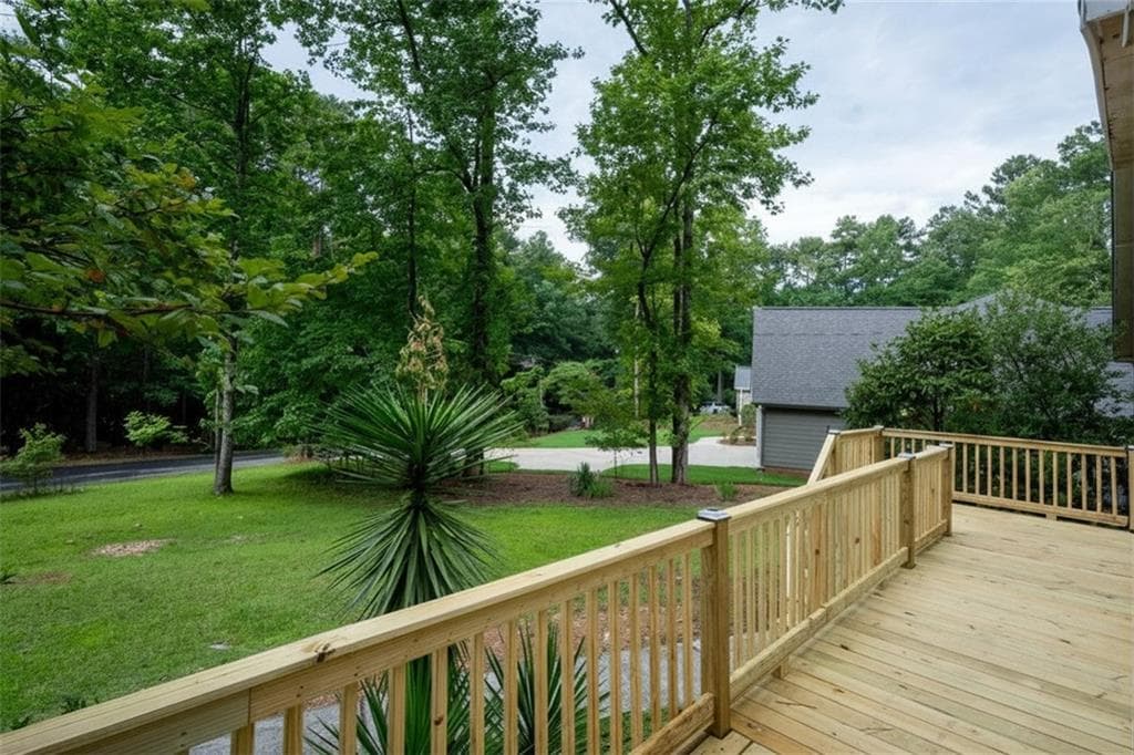 2 bedroom, 2 bathroom, 1,125 sq ft single family residence for sale at 5479 Southern Drive, Villa Rica, GA 30180 — photo 2